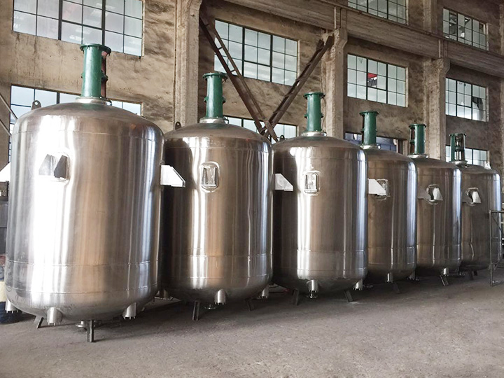 Stainless steel reactor