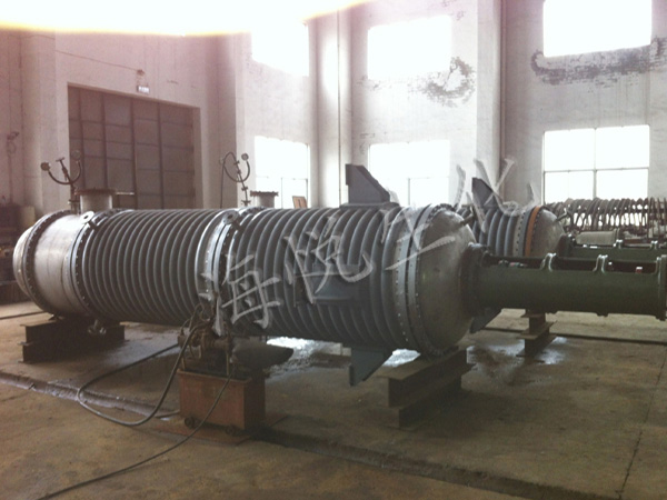 Short-range evaporator