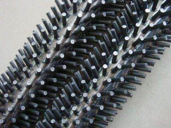 Nail head tube